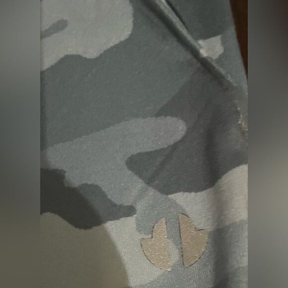 Thrive Societe Printed Jogger Pant in Blue Camo Loose Fit Cuffed MSRP $68 NWT - Picture 4 of 6